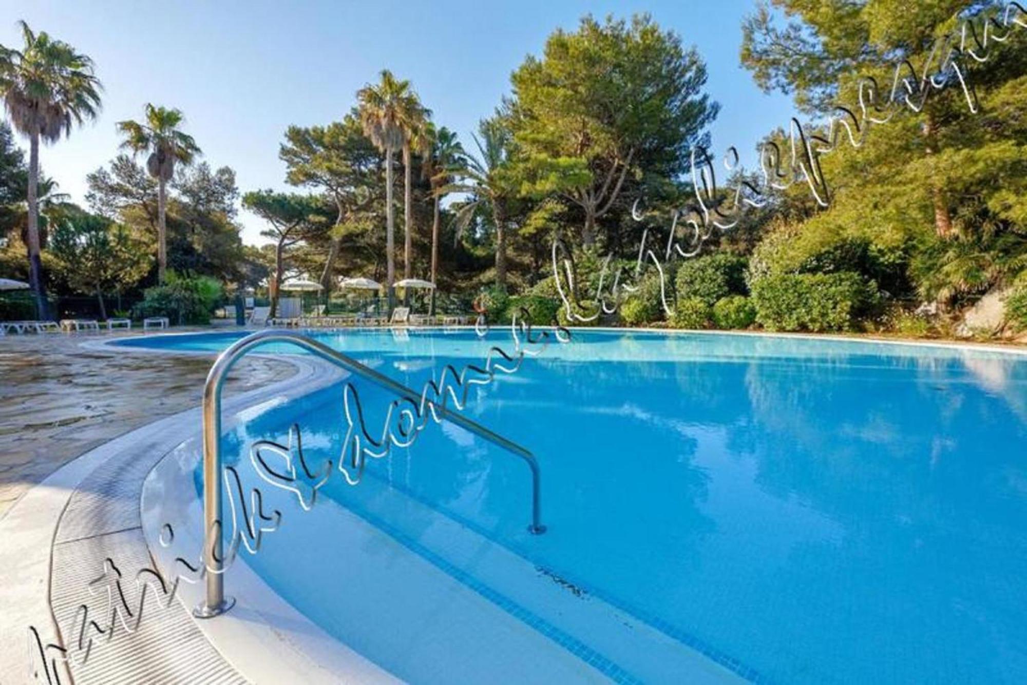 Magnifique Parc De La Presqu'Ile Avec Piscine Et Plage Face A Porquerolles ! Hyères Exterior foto